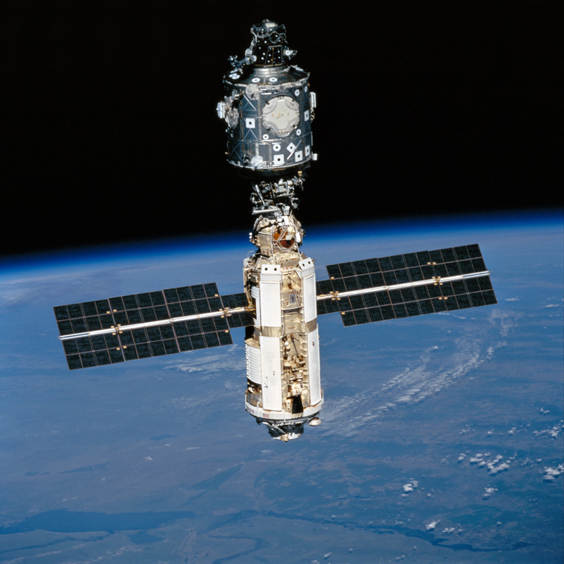 Illustration for article titled The ISS, Earth's Ultimate Outpost, Turns 15 Today